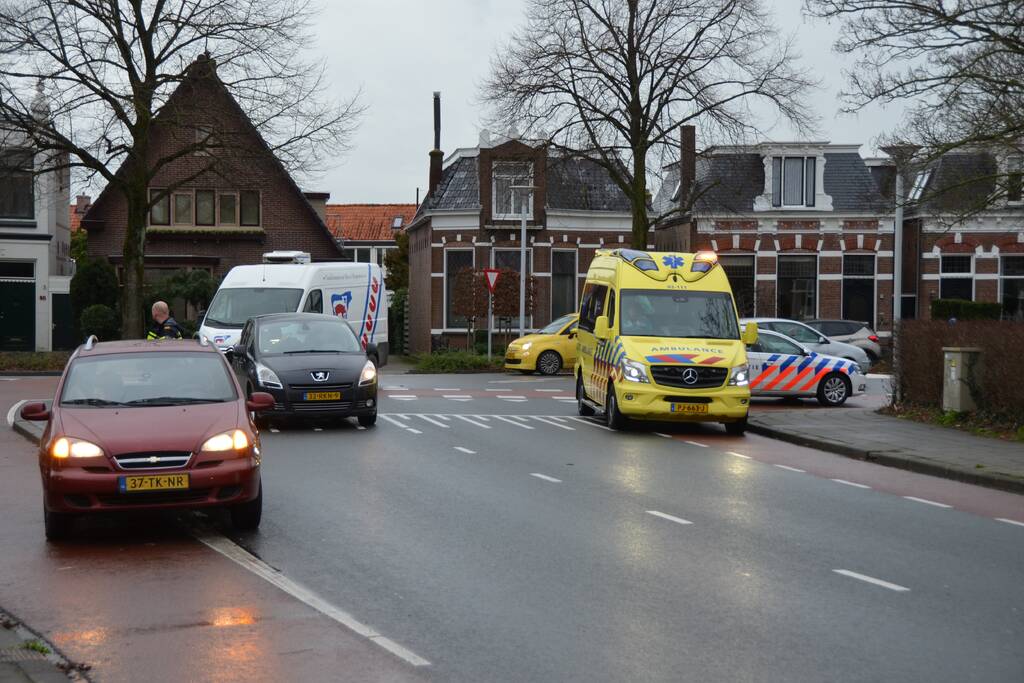 E-biker gewond na botsing met auto
