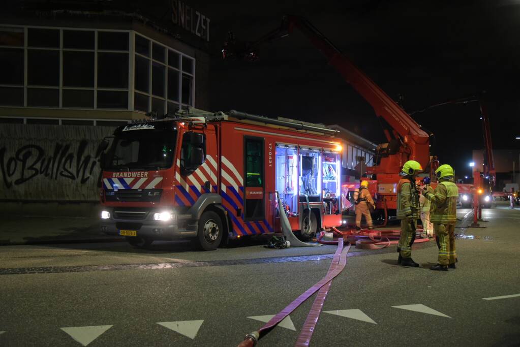 Grote brand bij farmaceutisch fabriek Maripharm