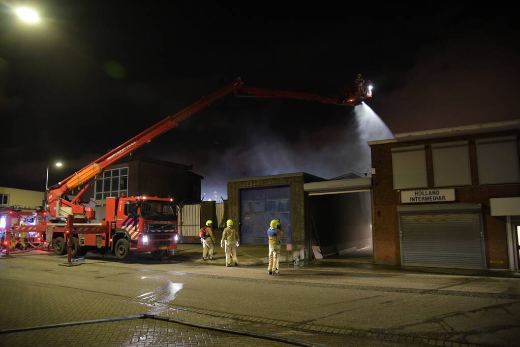 Grote brand bij farmaceutisch fabriek Maripharm