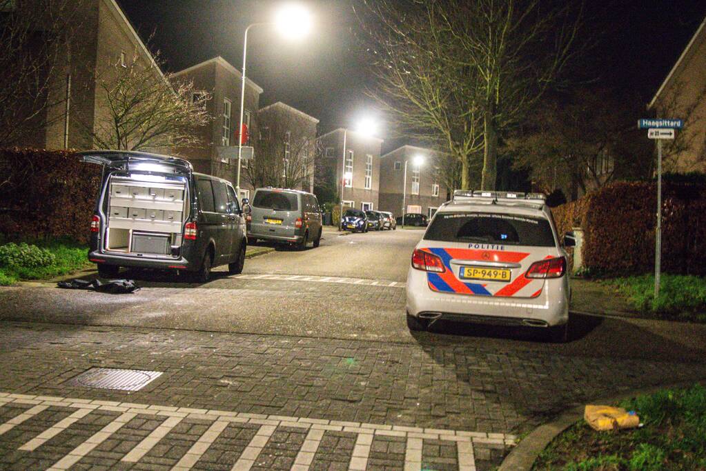 Onderzoek na aantreffen overleden persoon op fietspad