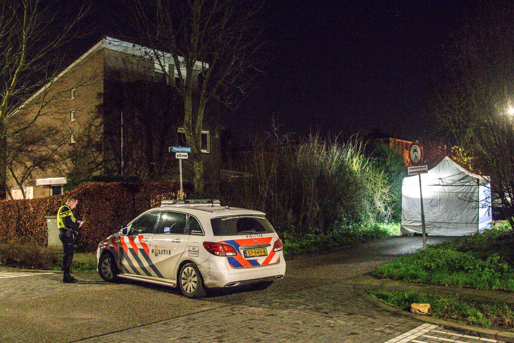 Onderzoek na aantreffen overleden persoon op fietspad