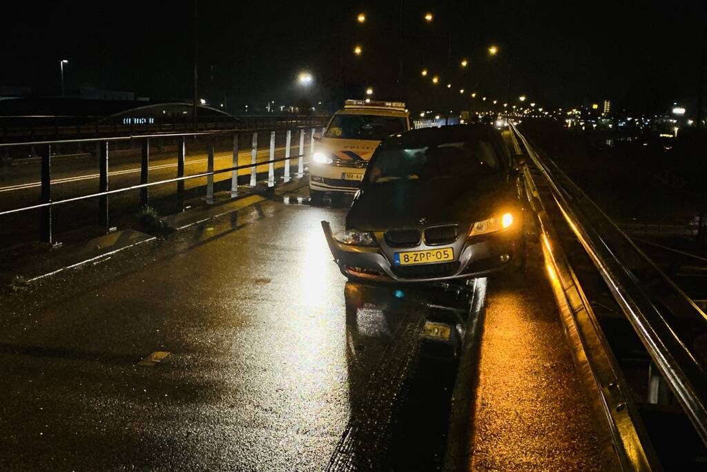 Personenauto zwaar beschadigd na ongeval