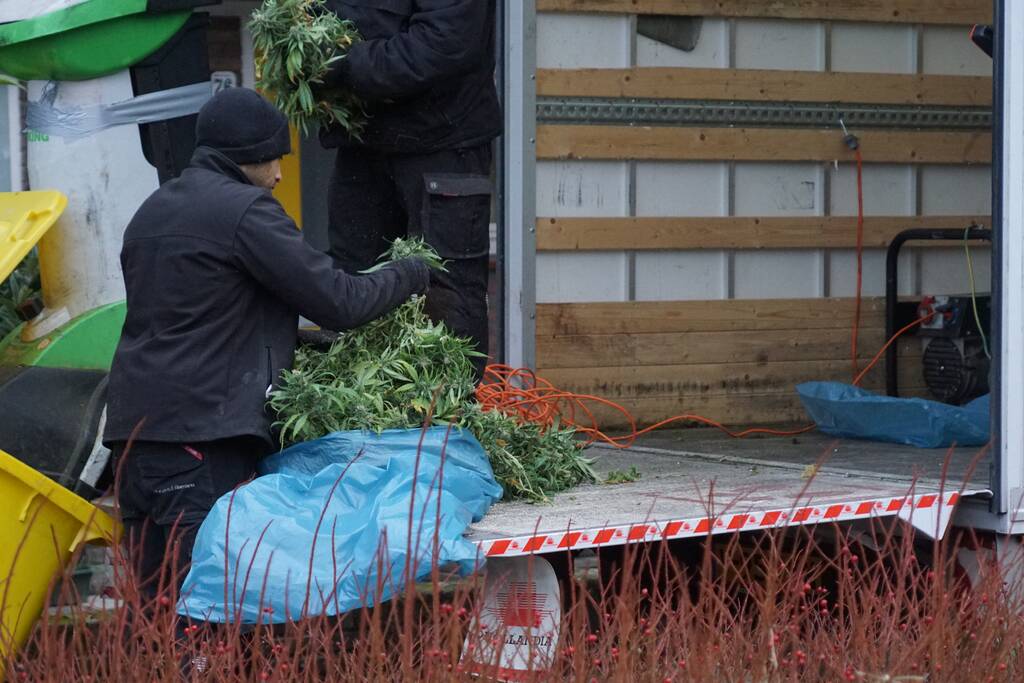 Wietplantage in woning ontruimd