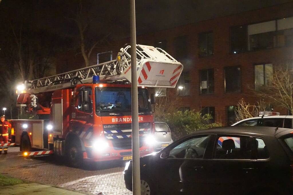 Politie doorzoekt school na melding verdachte situatie