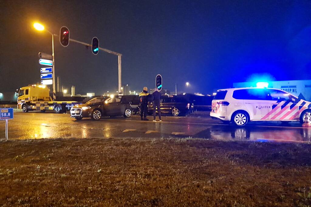 Drie gewonden bij aanrijding