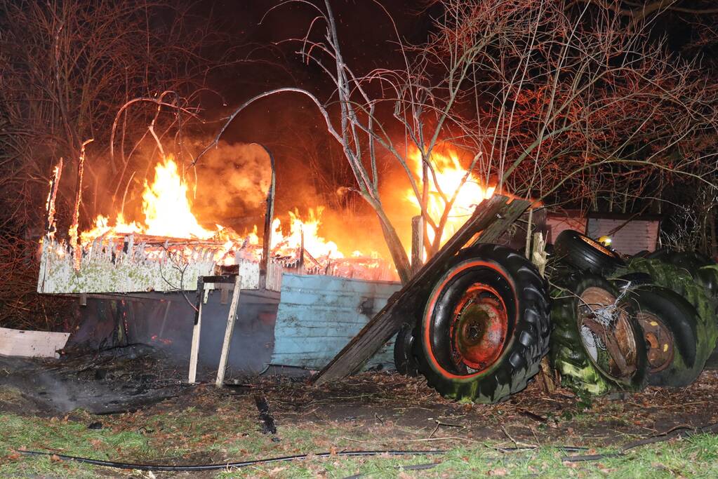 Chalet brandt volledig uit