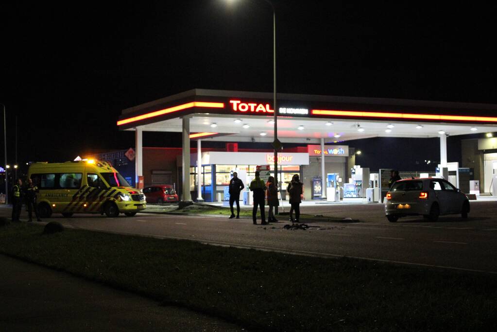 Twee gewonden bij ongeval tussen scooter en auto