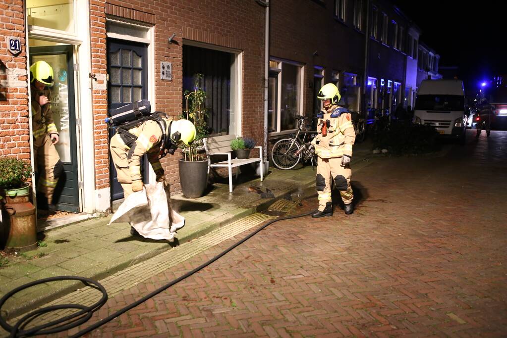 Schoorsteenbrand snel onder controle