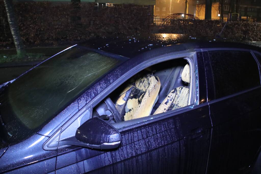 Opnieuw auto in brand in Edese wijk Veldhuizen