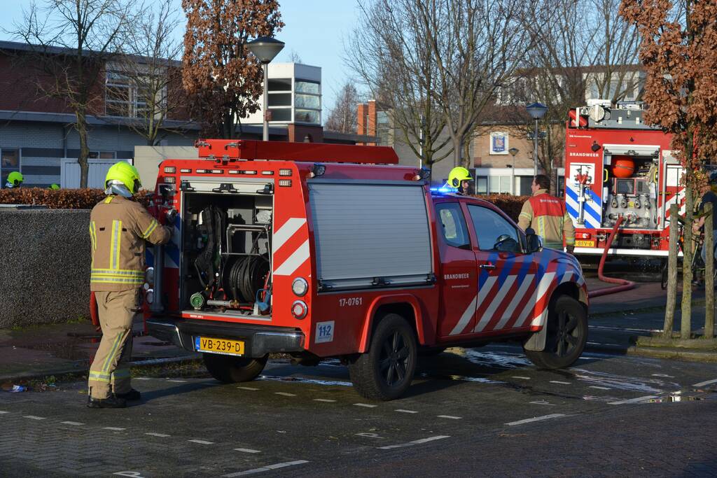 Brand in opslagcontainer op schoolplein