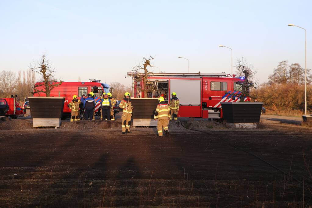 Crossauto brandt volledig uit