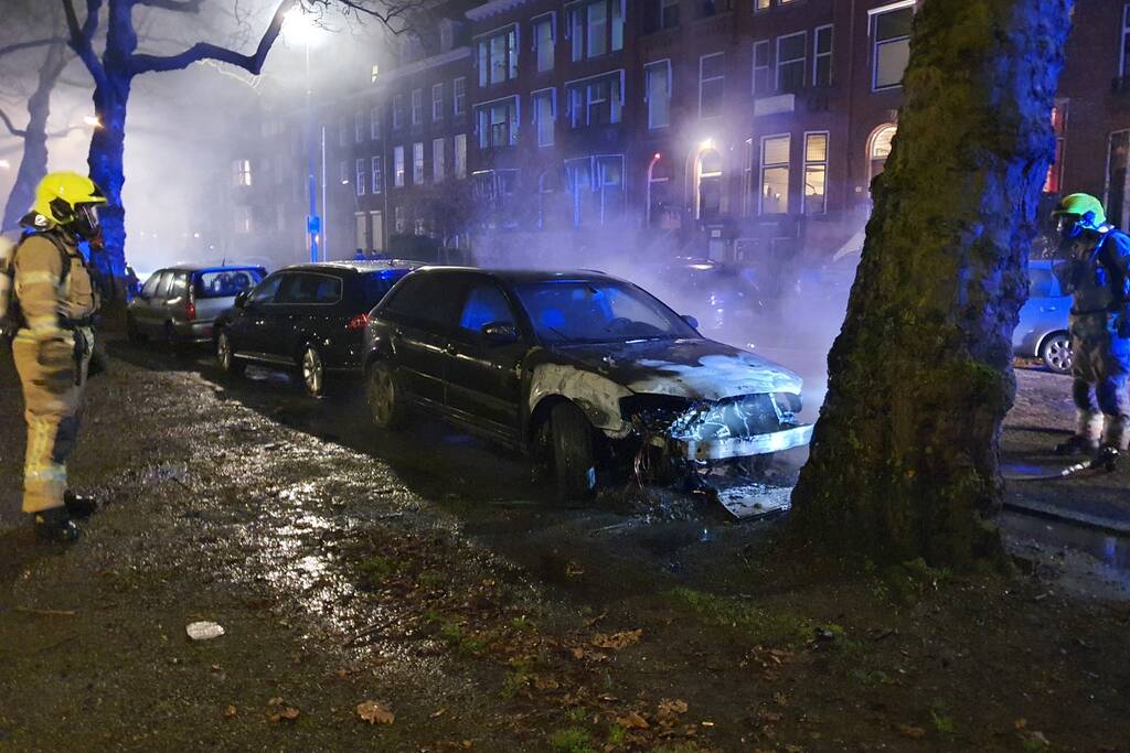 Auto verwoest door brand