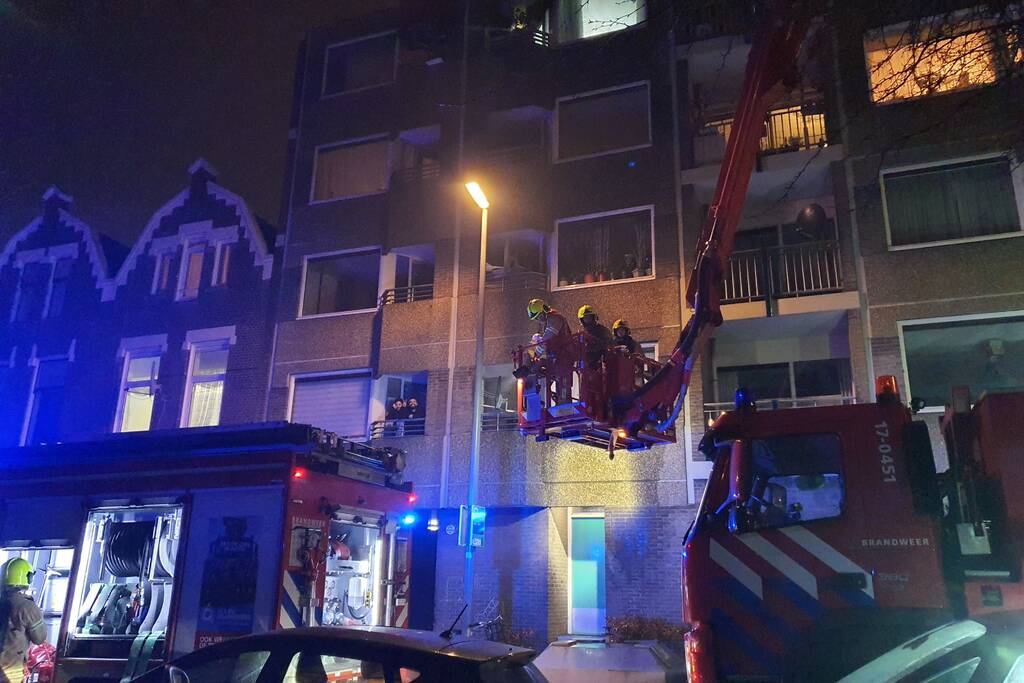 Brand op balkon van woning