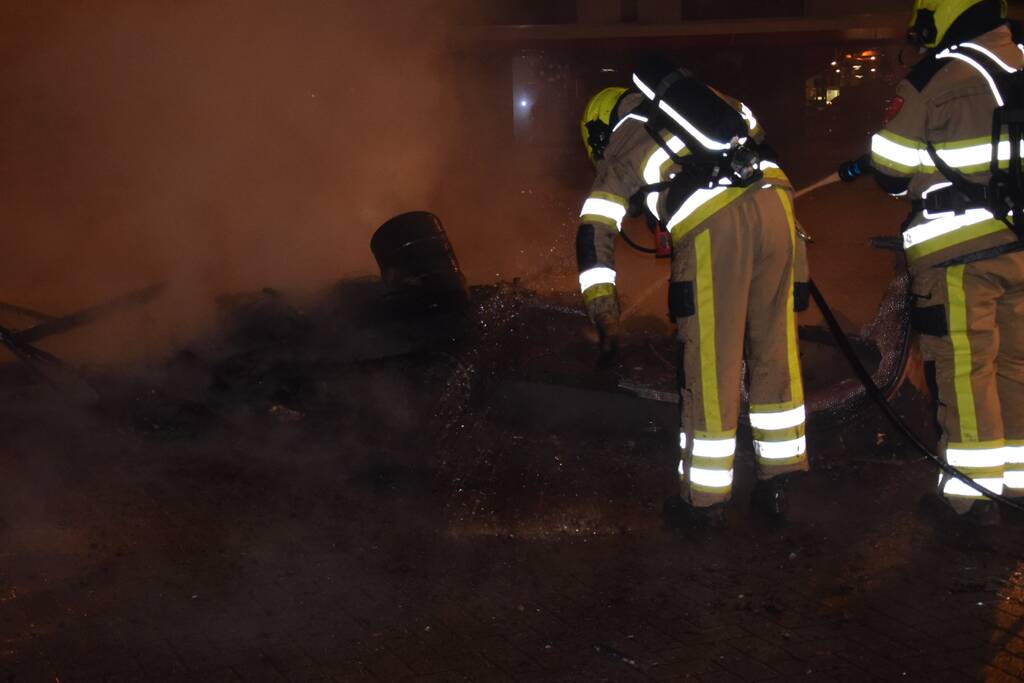 Caravan verwoest door brand