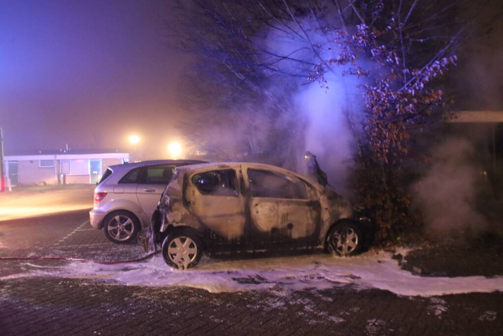 Auto brand volledig uit