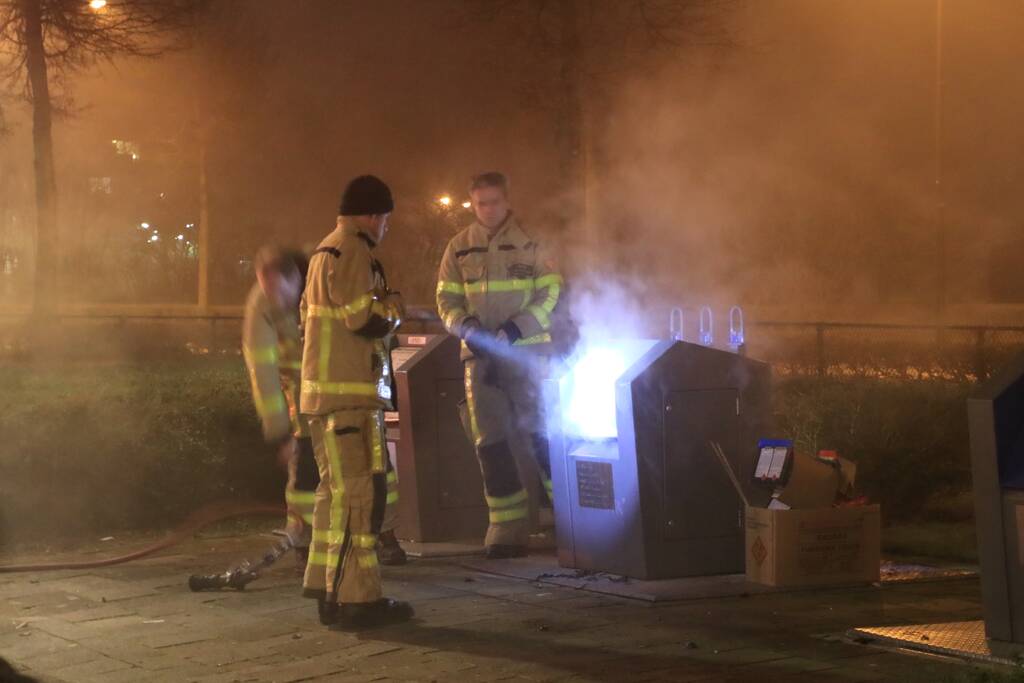 Brand ontstaan in ondergrondse container