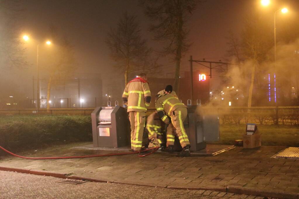 Brand ontstaan in ondergrondse container