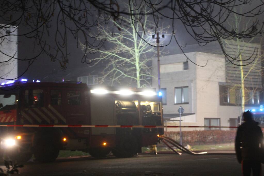 Flinke rookontwikkeling bij brand in woning
