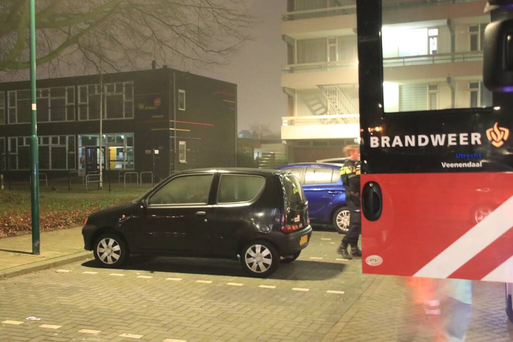 Auto in brand gestoken