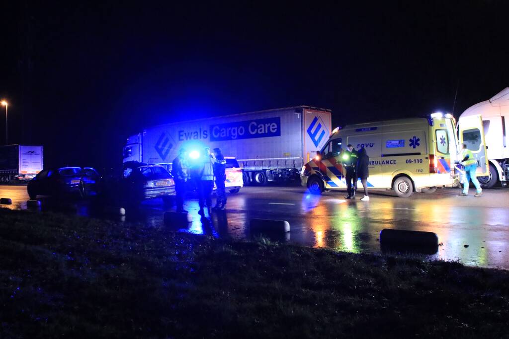 Massale inzet hulpdiensten bij tankstation om medisch noodgeval