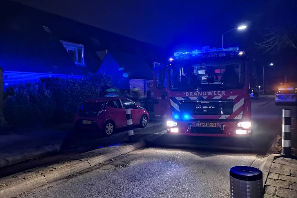 Gewonde en veel rook bij brand in woning