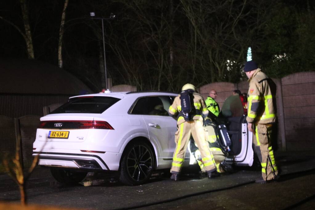 Peperdure Audi brandt uit op woonwagenpark