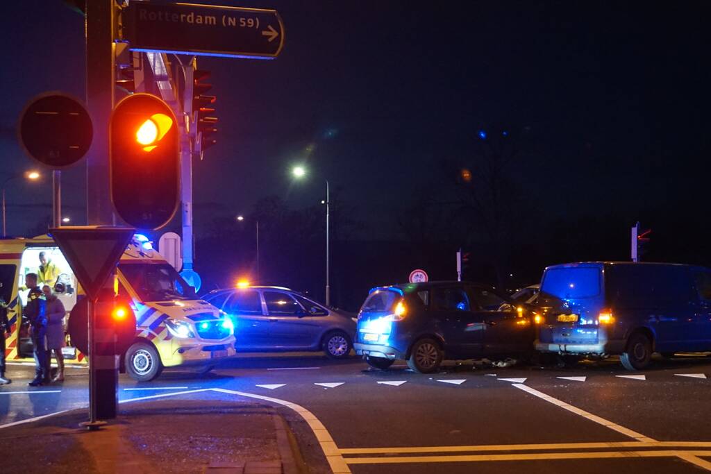 Flinke schade  bij botsing op kruising
