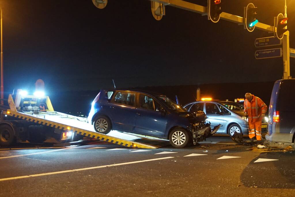 Flinke schade  bij botsing op kruising