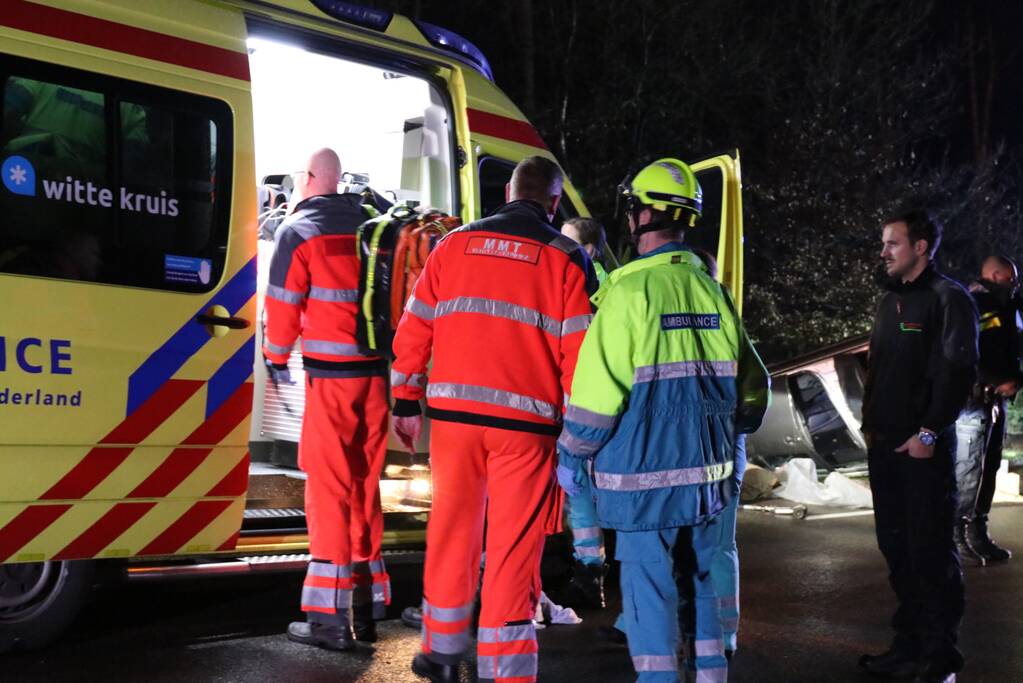Auto over de kop geslagen