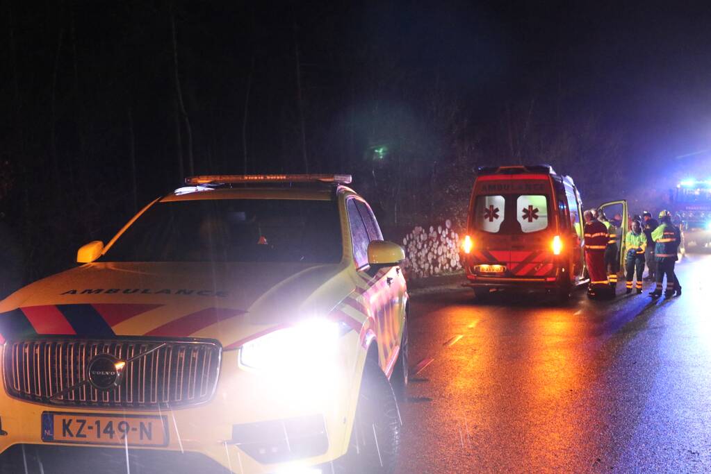 Auto over de kop geslagen