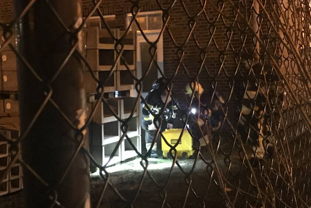 Rookontwikkeling uit bedrijfspand blijkt geen brand te zijn