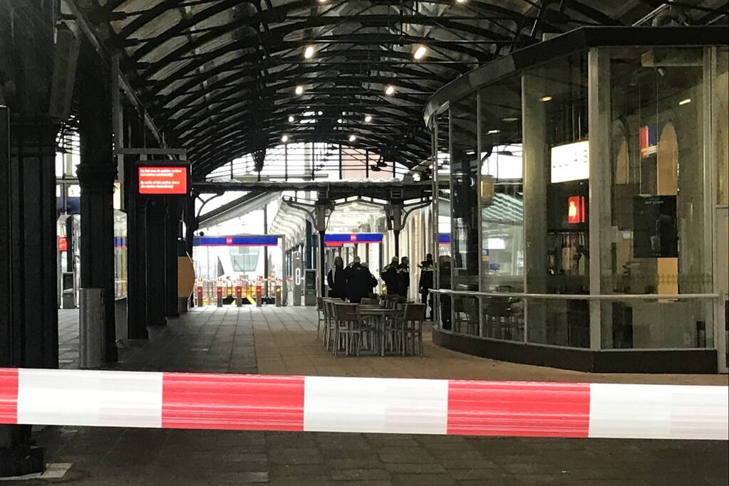 Verdacht pakketje aangetroffen in trein op station