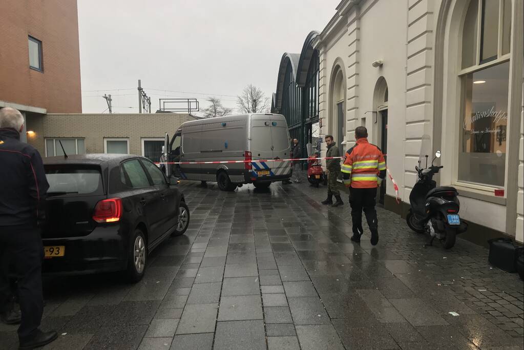 Verdacht pakketje aangetroffen in trein op station