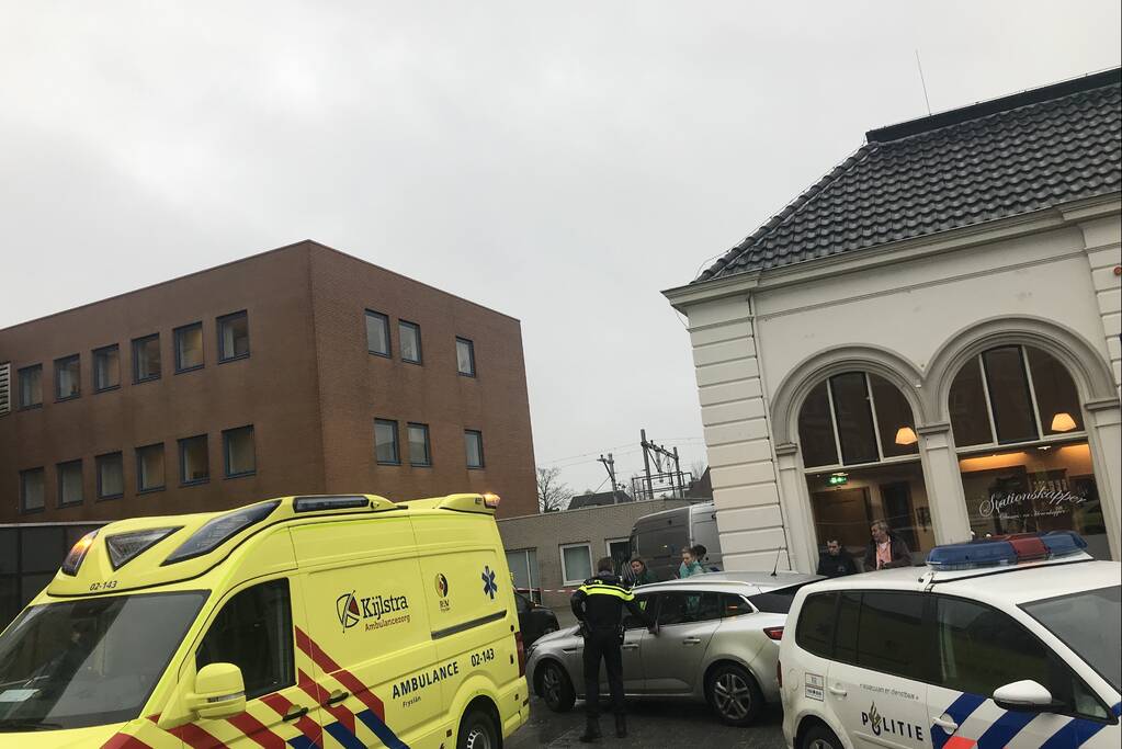 Verdacht pakketje aangetroffen in trein op station