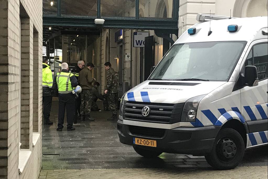 Verdacht pakketje aangetroffen in trein op station