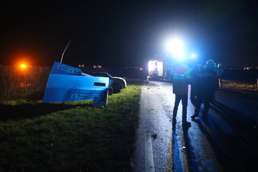 Flinke schade en gewonden na kop-staart aanrijding