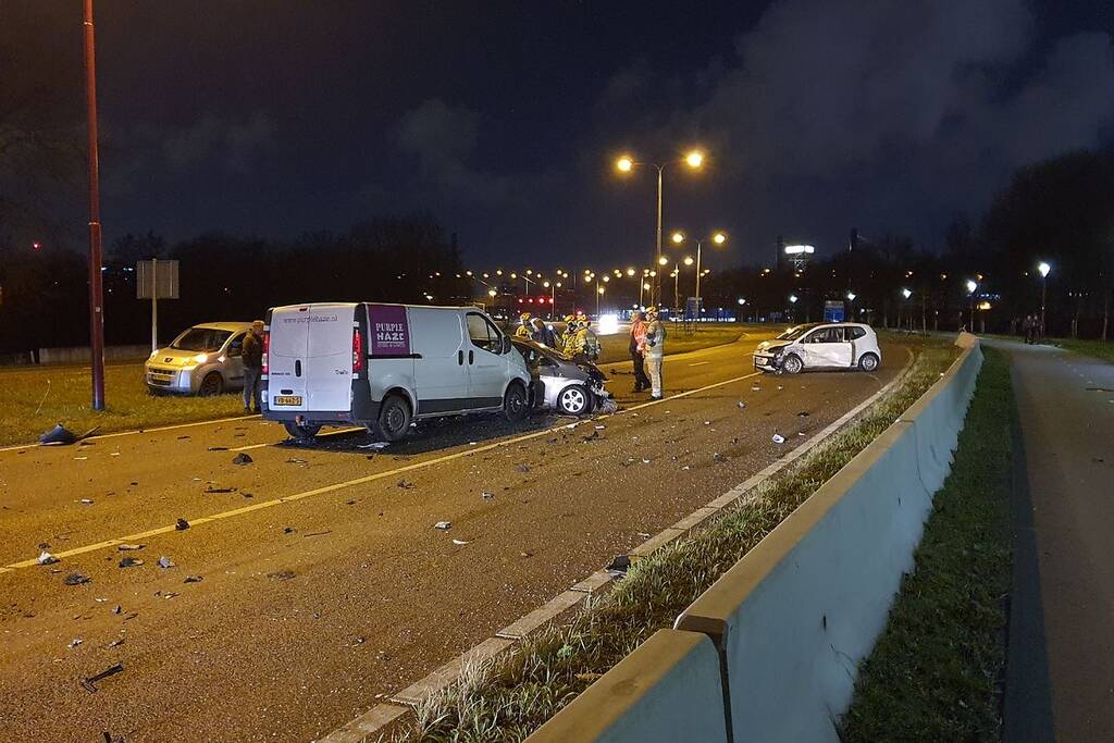 Forse schade en gewonde na aanrijding