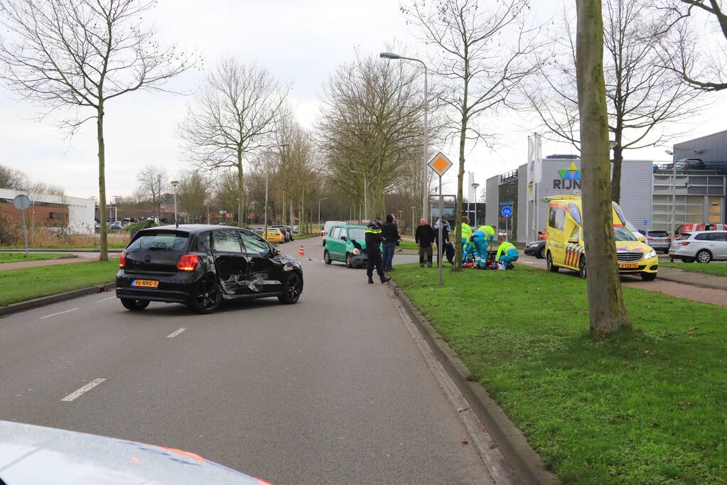 Gewonde bij flinke crash