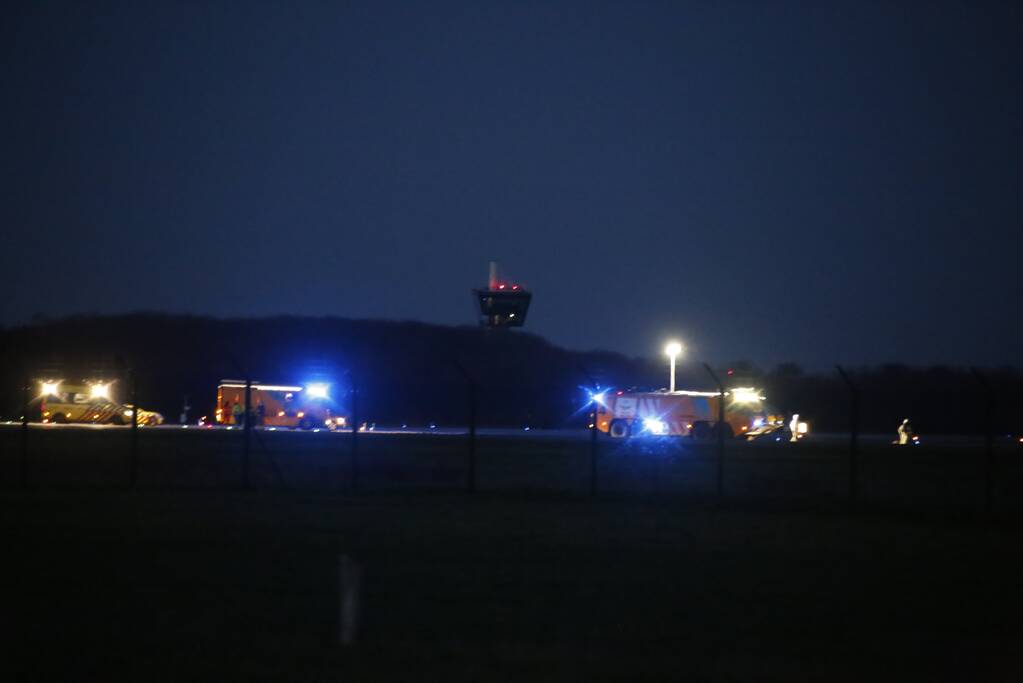 Veel hulpdiensten opgeroepen voor vliegtuigongeval