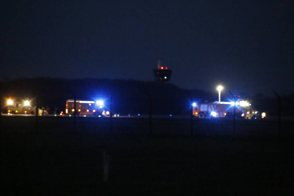 Veel hulpdiensten opgeroepen voor vliegtuigongeval