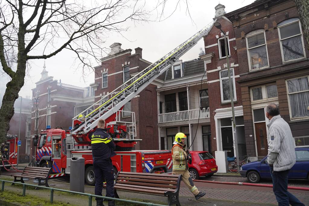 Veel rook bij brand in appartementencomplex