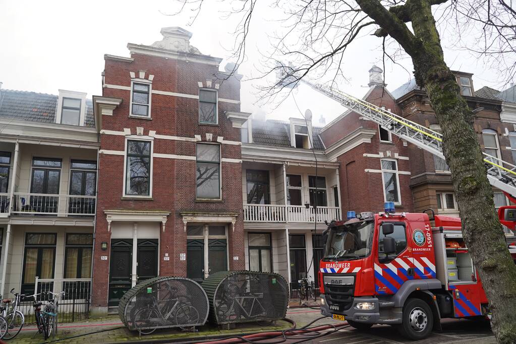 Veel rook bij brand in appartementencomplex