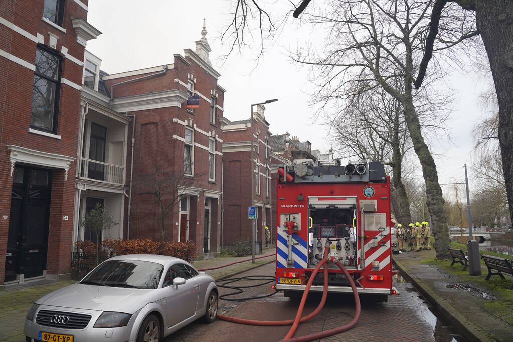 Veel rook bij brand in appartementencomplex