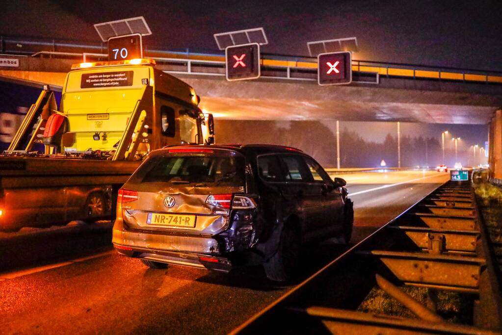 Enorme ravage na ongeval met vrachtwagen