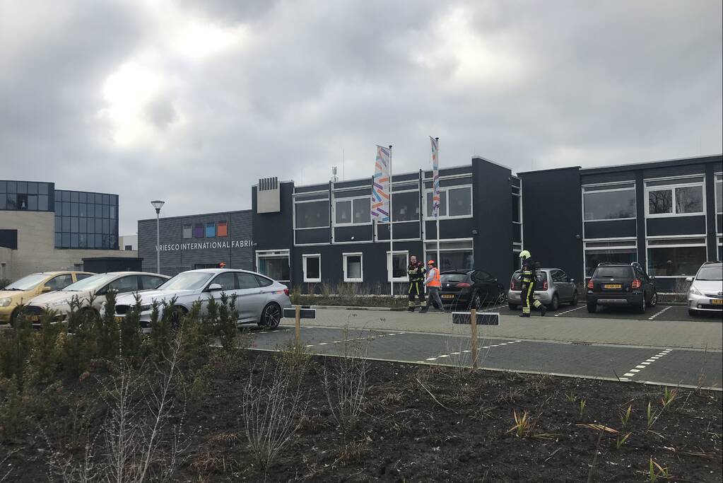 Bedrijfspand van Vriesco ontruimt na mogelijk brand