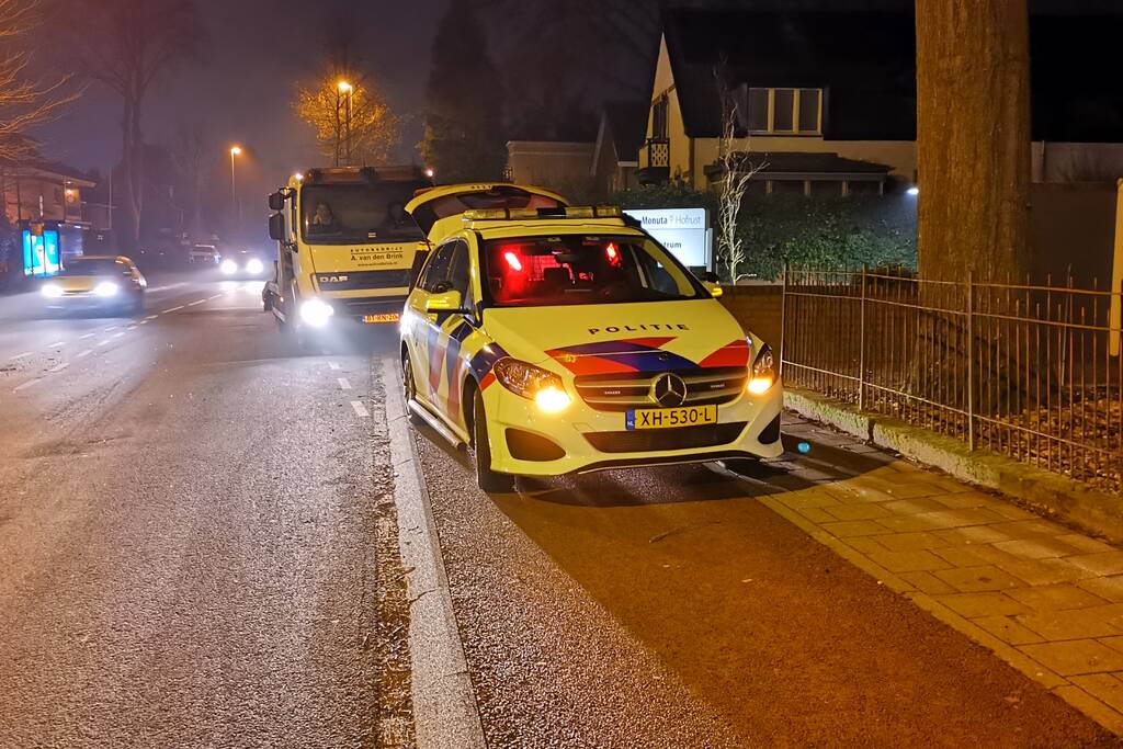 Verkeersborden uit de grond gereden bij aanrijding