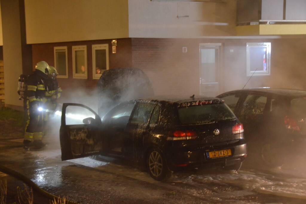 Auto verwoest door brand