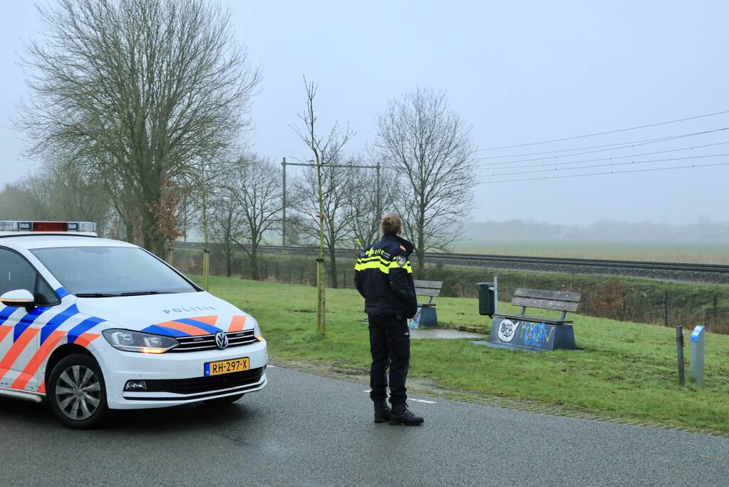 Geen treinverkeer na aanrijding met trein