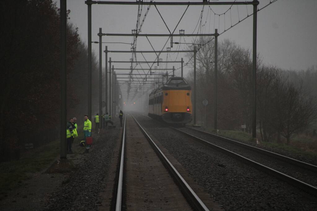 Geen treinverkeer na aanrijding met trein