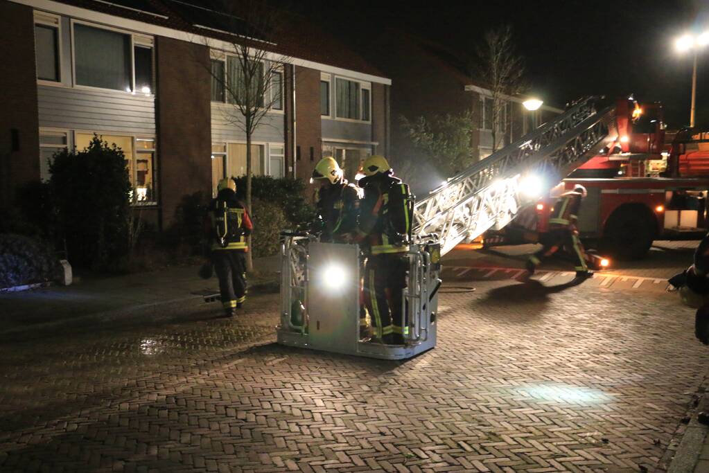 Flinke brand in schoorsteen geblust